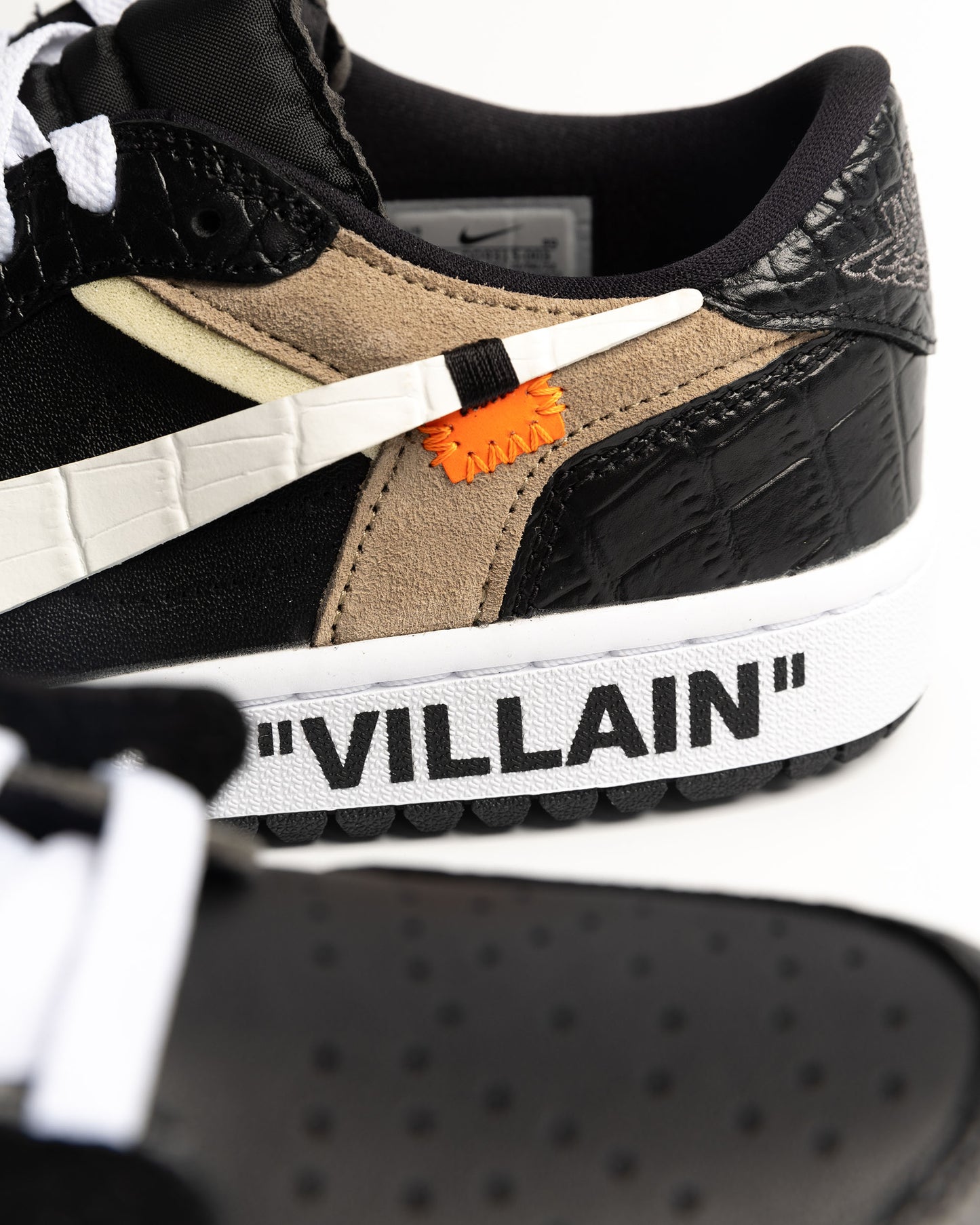 'OFF-WHITE' Air Jordan 1 Low Golf - Black Iron Grey