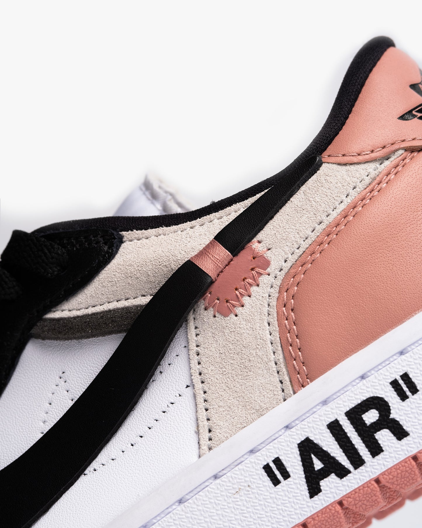 'OFF-WHITE' Air Jordan 1 Low Golf - Rust Pink