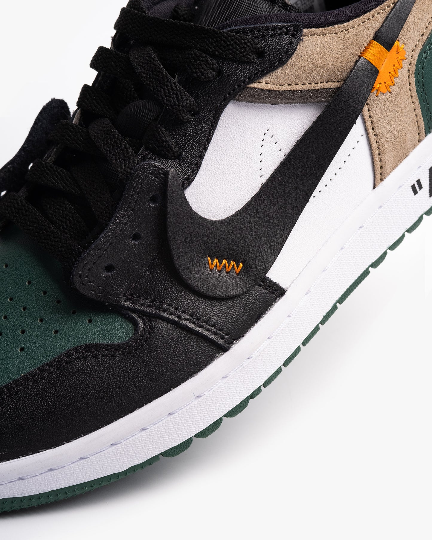 'OFF-WHITE' Air Jordan 1 Low Golf - Noble Green