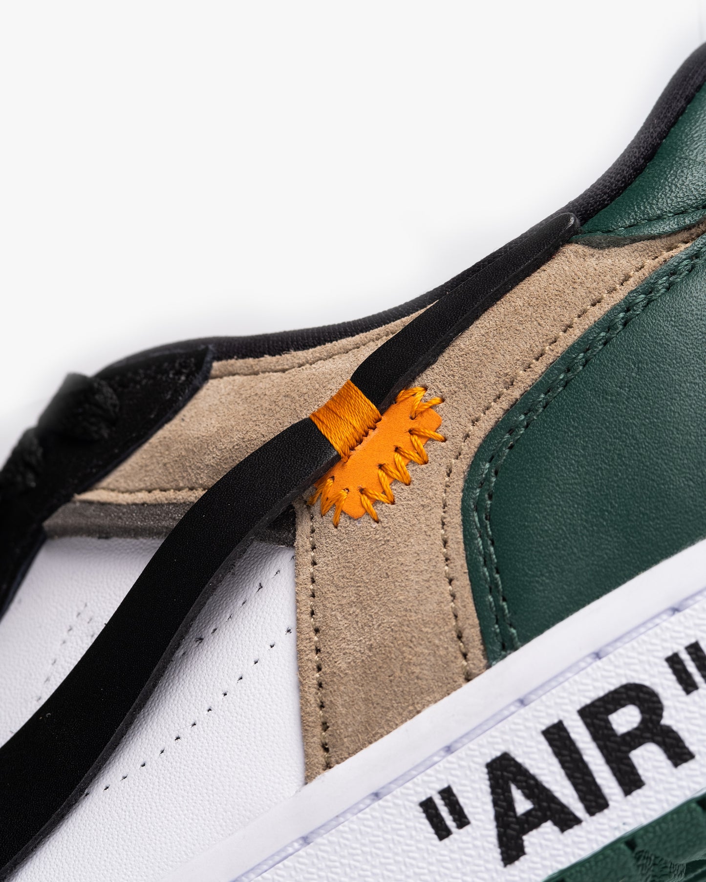 'OFF-WHITE' Air Jordan 1 Low Golf - Noble Green