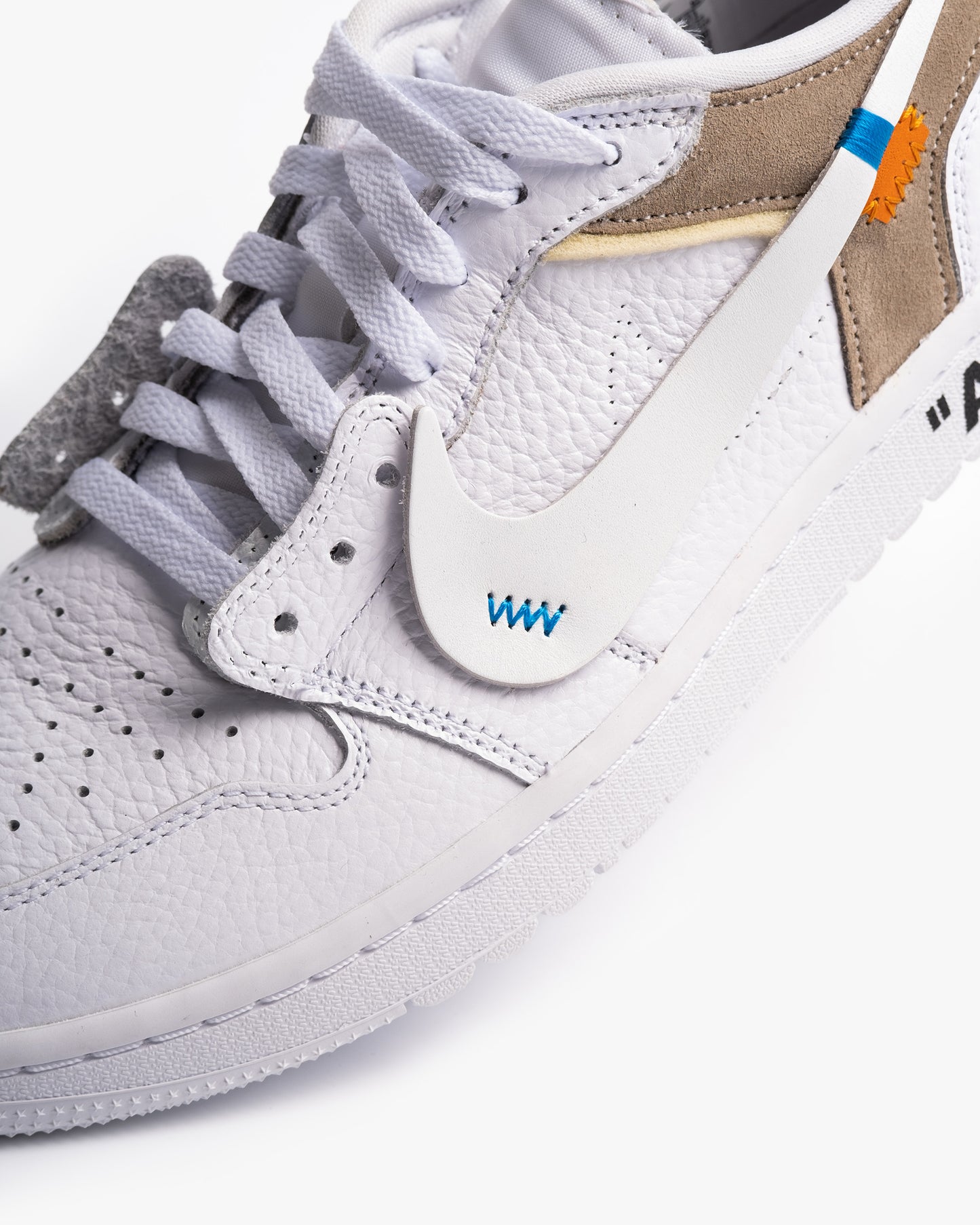 'OFF-WHITE' Air Jordan 1 Low Golf - Triple White