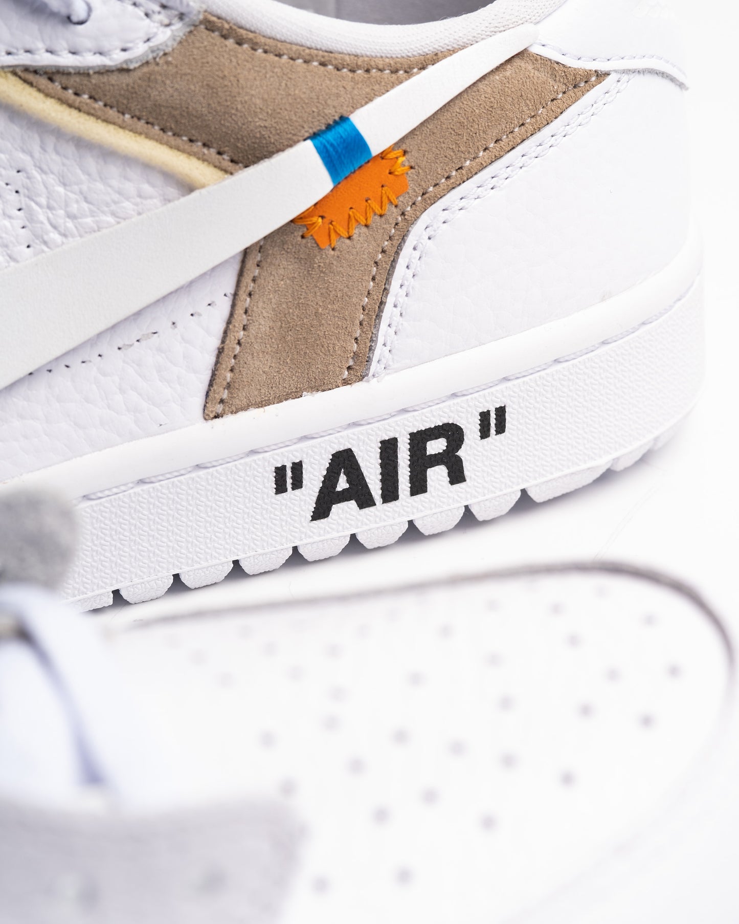 'OFF-WHITE' Air Jordan 1 Low Golf - Triple White